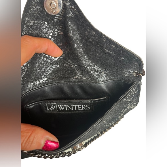 JJ Winters Snakeskin Crossbody Envelope Purse with silver Chain - Picture 7 of 11